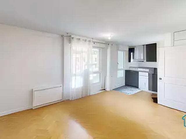 Appartement vente à Quartier Centre-Ville / Corentin Celton / Les Varennes, Issy-les-Moulineaux