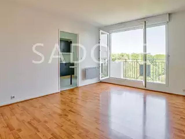 Appartement vente à Quartier Centre-Ville / Corentin Celton / Les Varennes, Issy-les-Moulineaux