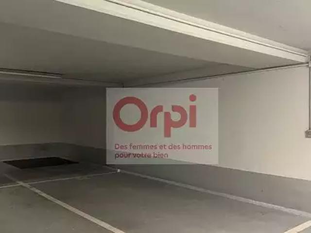 Garage vente à Boulogne-Billancourt, Issy-les-moulineaux