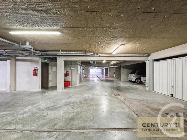 Garage vente à Istres