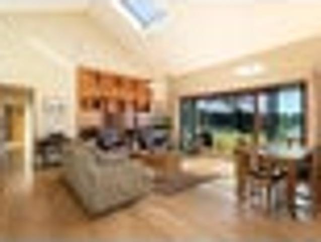 House for sale in Tasman