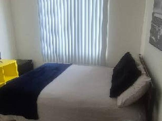Room for rent in Oak Creek, Irvine