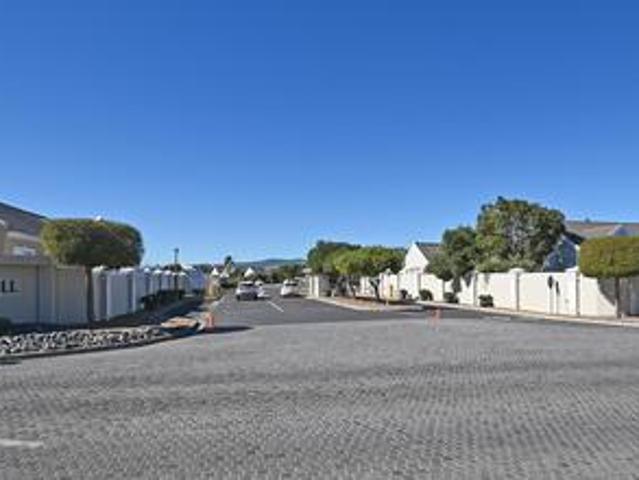 House for sale in Cape Town, Western Cape