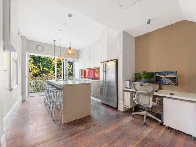 House for rent in Lower North Shore, Sydney