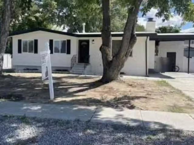 House for rent in Sandy