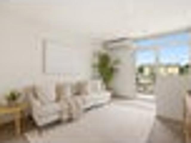 Townhouse for sale in Heathcote, Canterbury