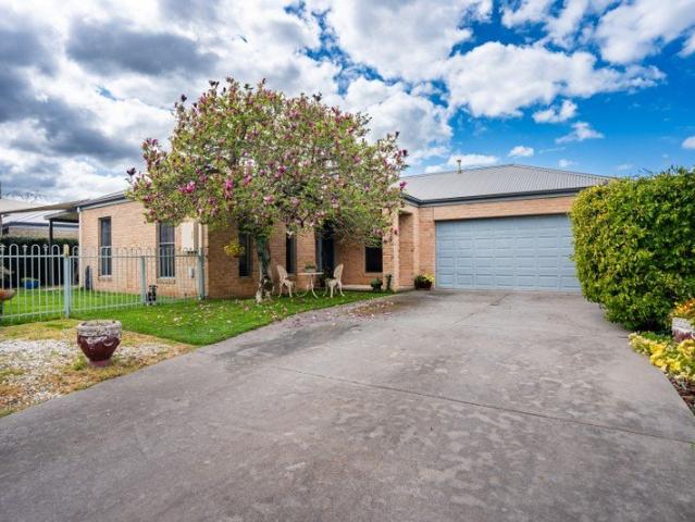 House for sale in Wodonga, Victoria