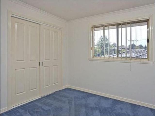 Townhouse for rent in Camerons Creek, Victoria