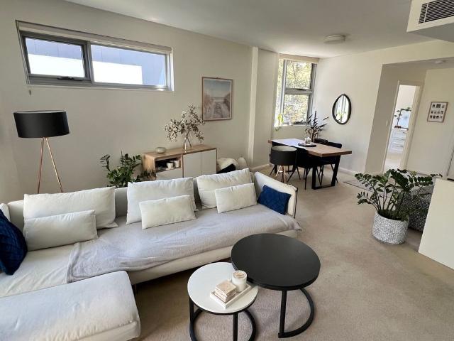 Apartment for rent in Lower North Shore, Sydney