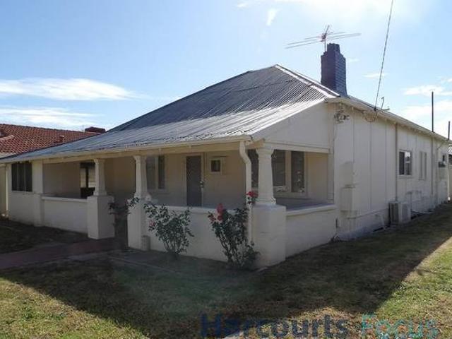 House for rent in Cockburn, Western Australia