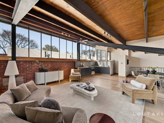 Townhouse for sale in Yarraville, Melbourne
