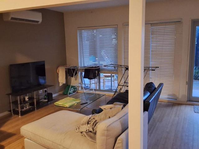 Room for rent in Camerons Creek, Victoria