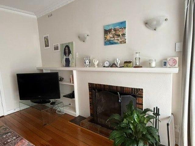 Room for rent in Ivanhoe, Melbourne