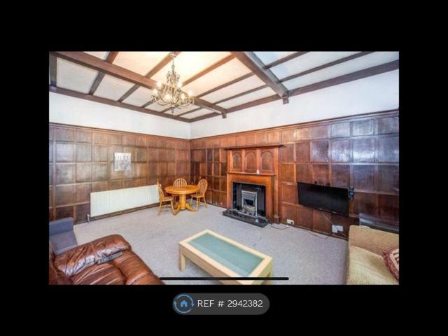 Apartment for rent in Calderstones