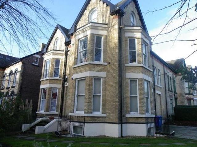 Apartment for rent in Calderstones