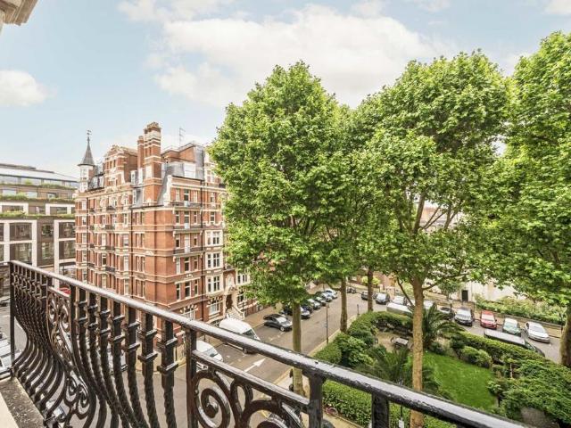 Apartment for rent in Royal Borough of Kensington and Chelsea, Greater London