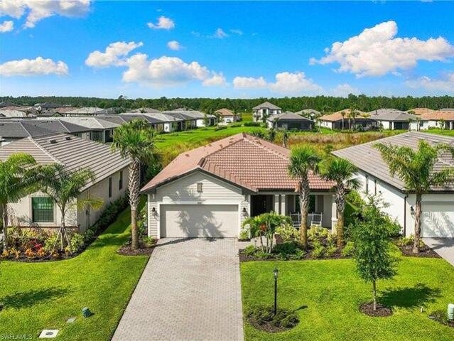 House for sale in Estero