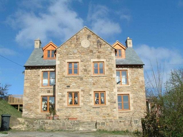 House for rent in Delves Lane, Iveston