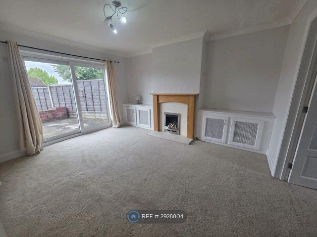 House for rent in Moneyhill, Batchworth