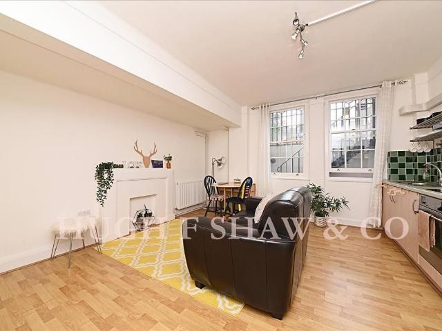 Studio for rent in Marylebone, Greater London