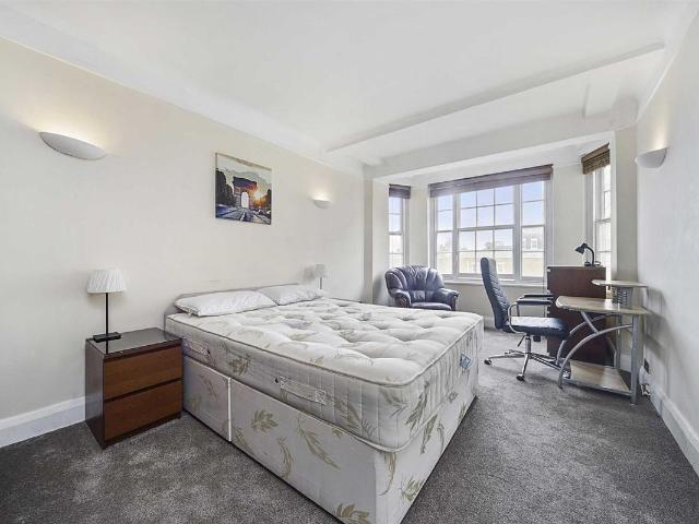 Apartment for rent in Marylebone, Greater London