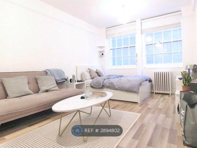 Studio for rent in Marylebone, Greater London