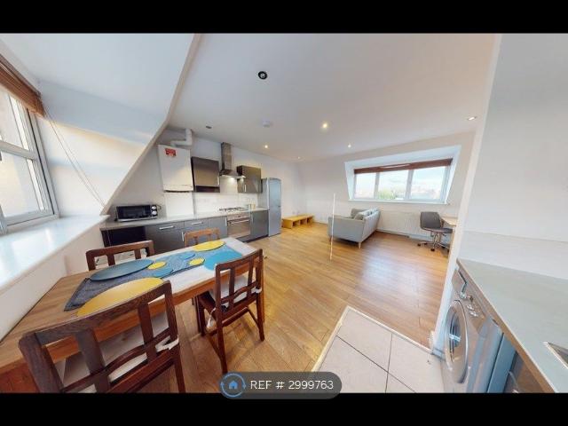 Apartment for rent in Homerton, Greater London