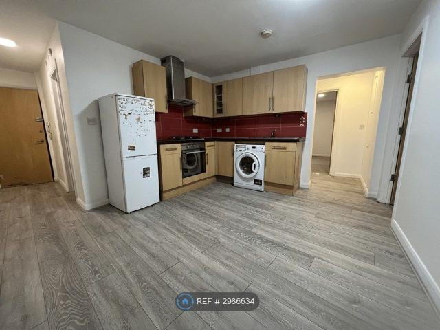 Apartment for rent in Homerton, Greater London