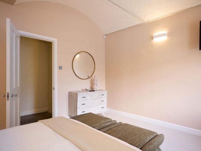 House for rent in Tower Hill, Greater London