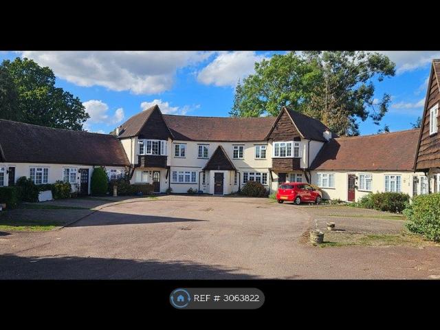 House for rent in London Borough of Hillingdon, Greater London