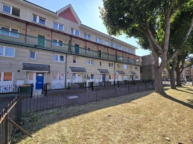House for rent in Canning Town, Greater London