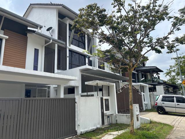 Terraced House for sale in Petaling, Alam Impian