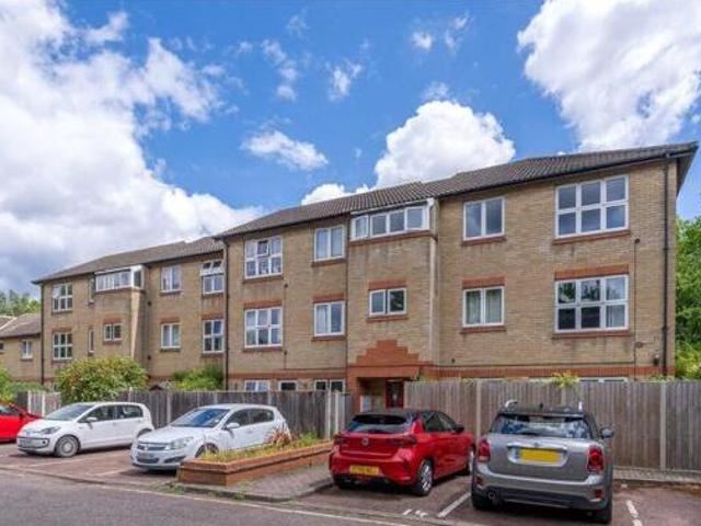 House for sale in Twickenham, Greater London