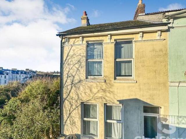 House for sale in Follaton, Strode