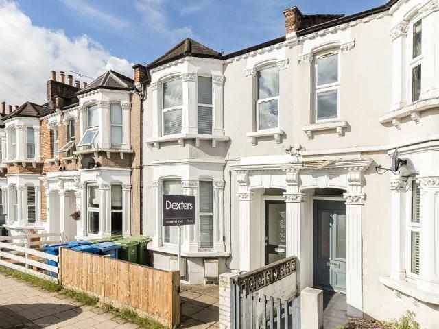 Apartment for rent in Nunhead, Greater London
