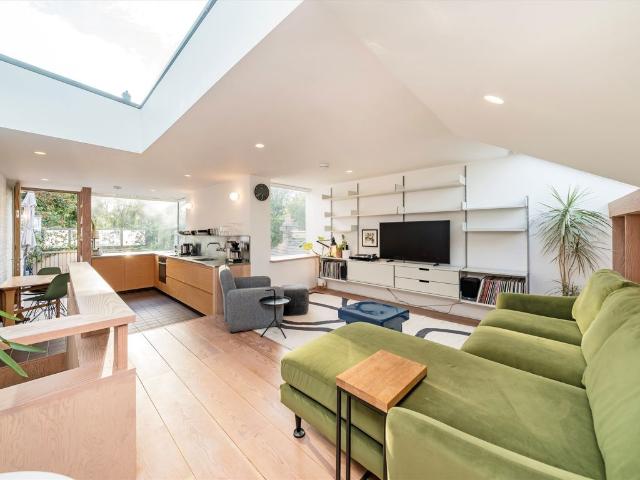 Apartment for rent in Nunhead, Greater London
