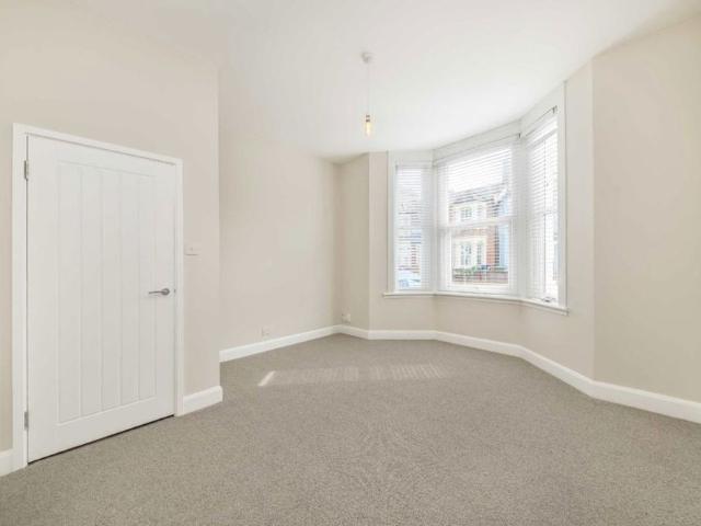 Apartment for rent in Nunhead, Greater London