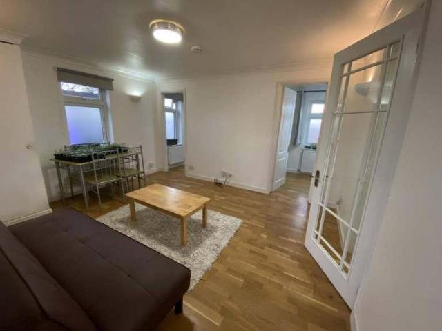 Apartment for rent in London Borough of Barking and Dagenham, Greater London