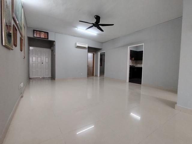 Apartment for sale in Country Heights Damansara, Kuala Lumpur