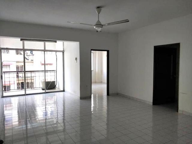 Apartment for sale in Country Heights Damansara, Kuala Lumpur