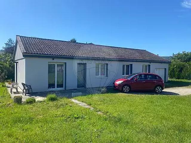 Maison vente à Nantua, Izernore
