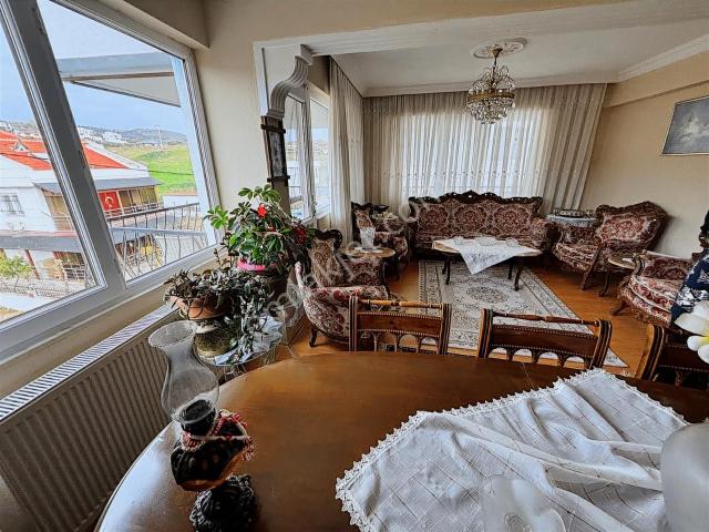 Bergama, İzmir içerisinde kiralık mülk
