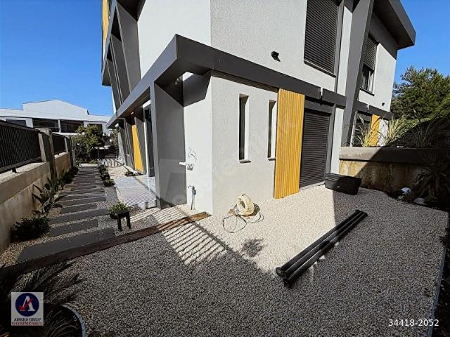Urla, İzmir içerisinde satılık Villa