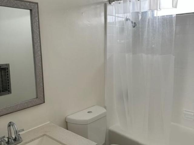 Apartment for rent in Canoga Park, California