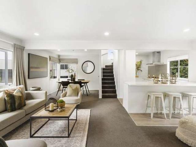 Townhouse for rent in Auckland, Oroua County