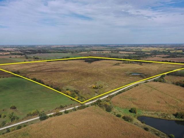 Land for sale in Lamoni, Iowa