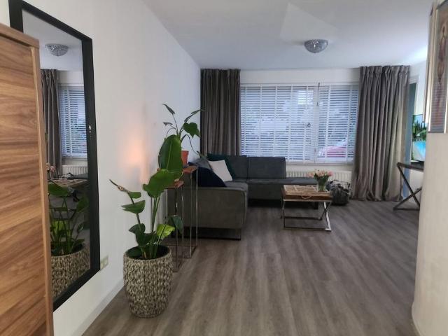 Woning te huur in Literatuurwijk, Almere-haven