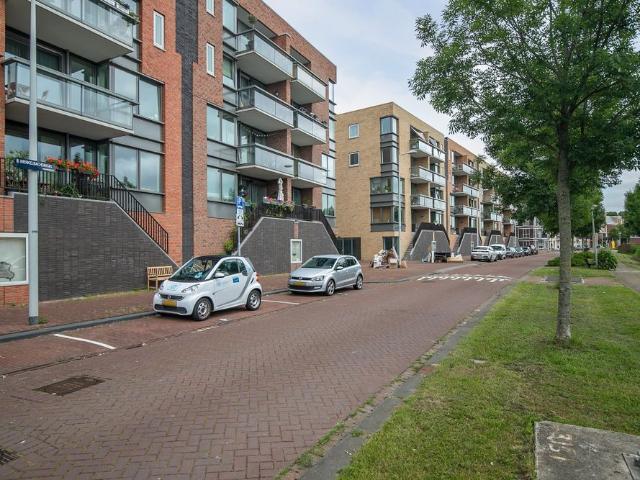 Appartement te huur in Elzenhagen-Noord, Amsterdam