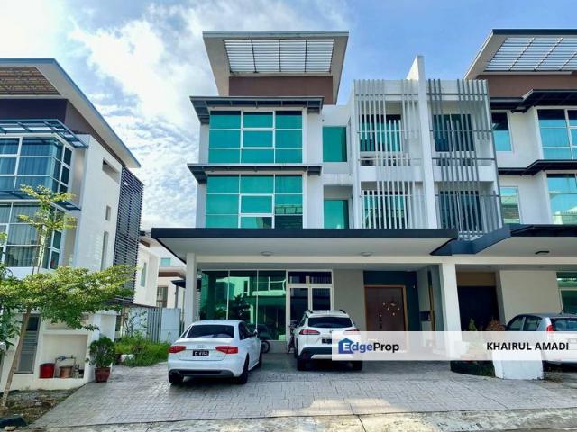 House for sale in Tanjong Sepat, Selangor