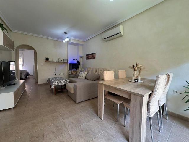 Apartamento en alquiler en Jacarilla